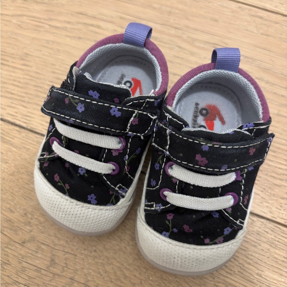 Baby Girl Shoe Bundle - Picture 6 of 9